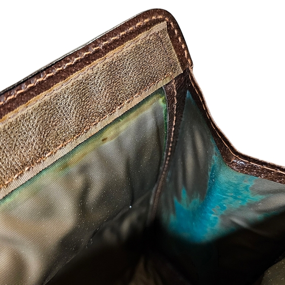 GUCCI CLUTCH - Picture 10 of 14